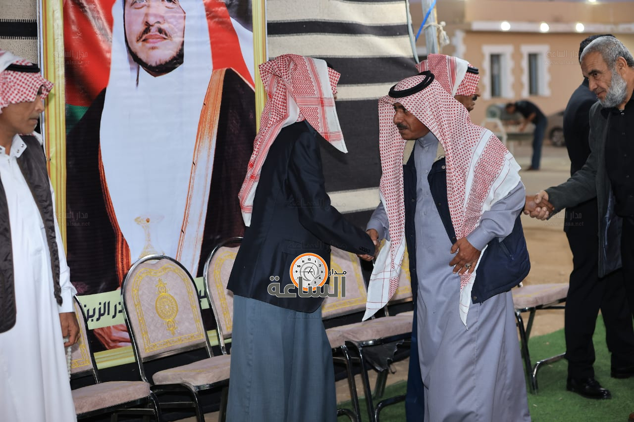 Madar Al-Saa Images 0.8773666522678447