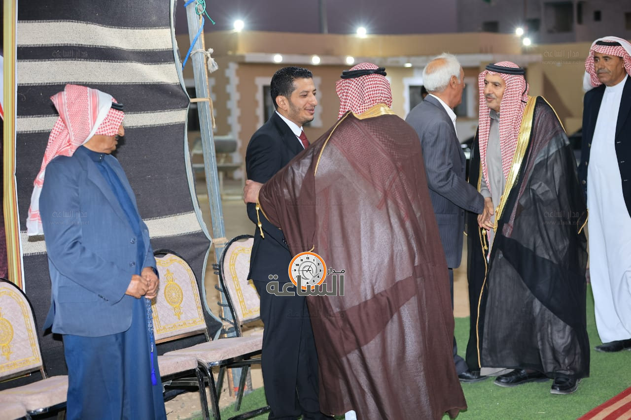 Madar Al-Saa Images 0.9950464811008096