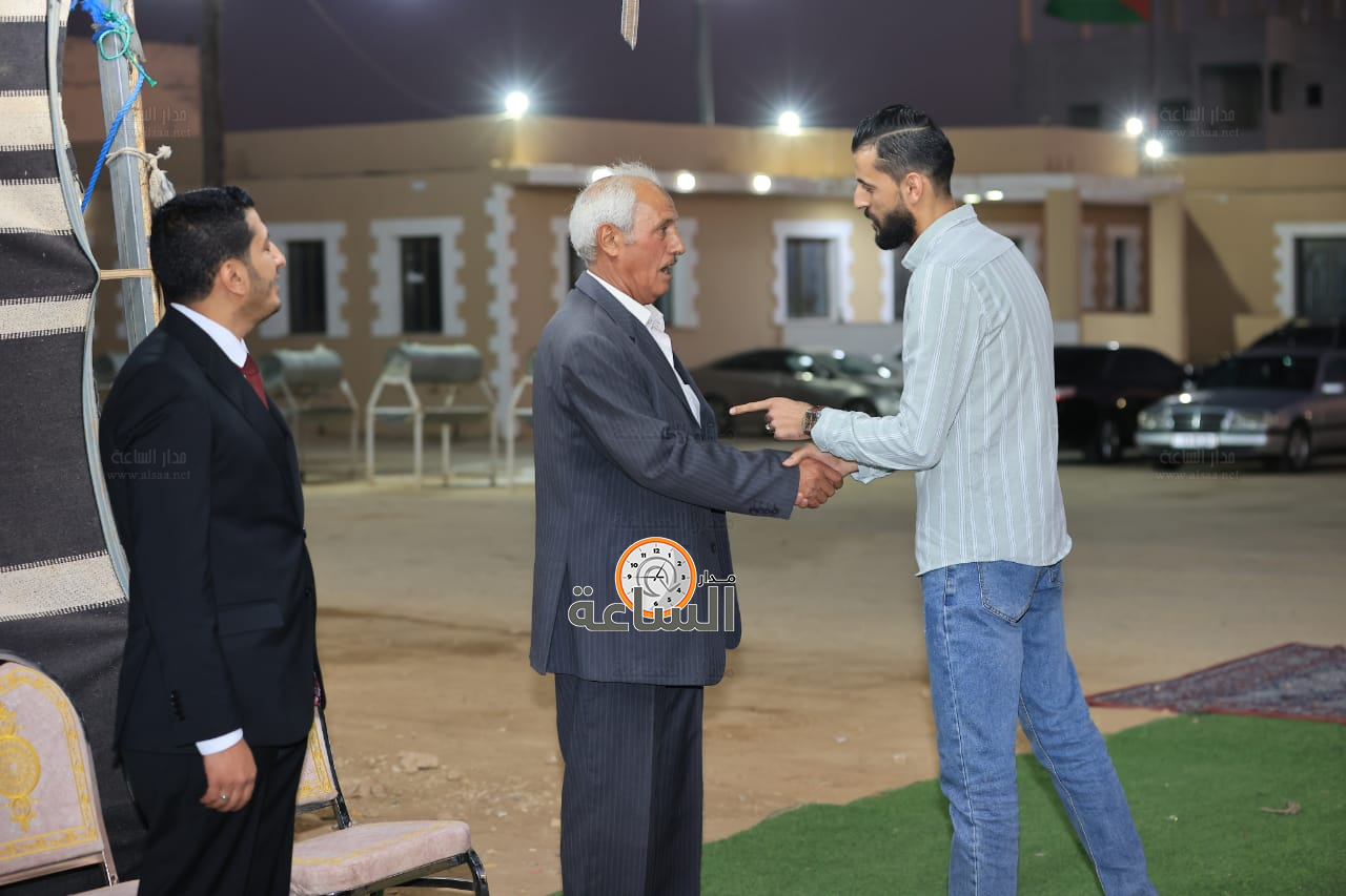 Madar Al-Saa Images 0.23263122487335441