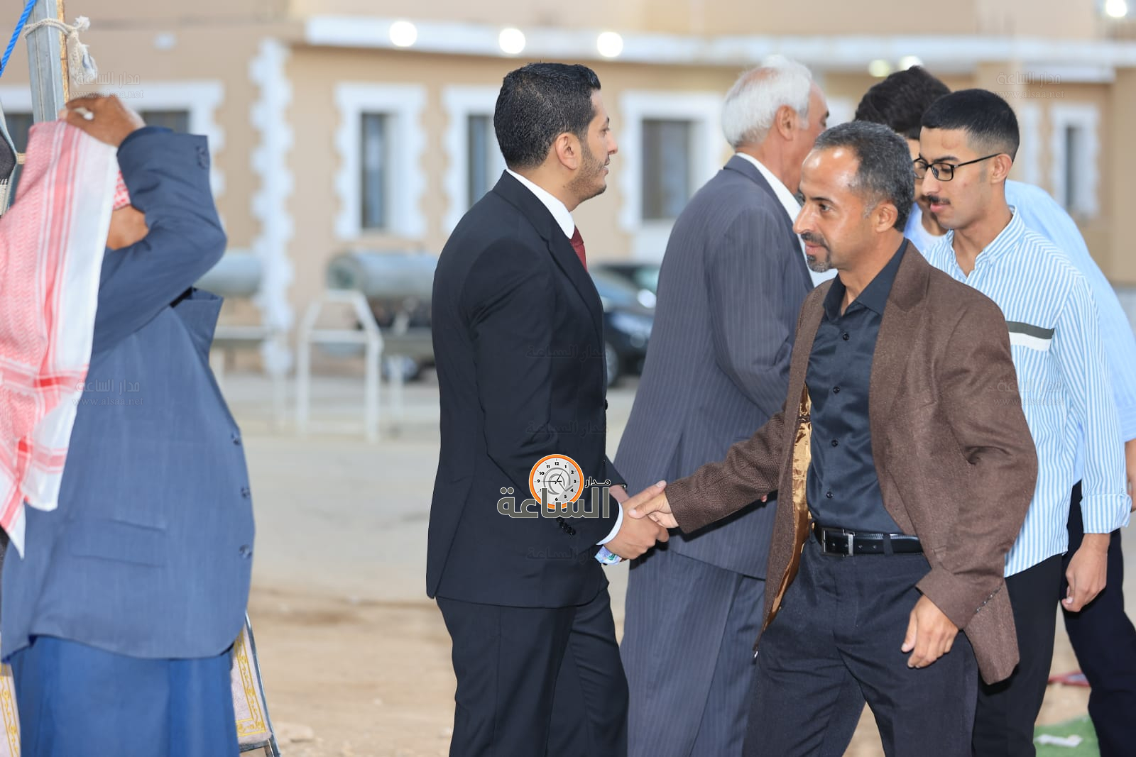 Madar Al-Saa Images 0.4693402740003443