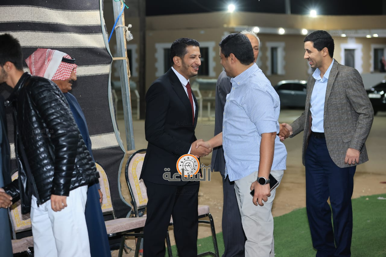 Madar Al-Saa Images 0.6796224589912119