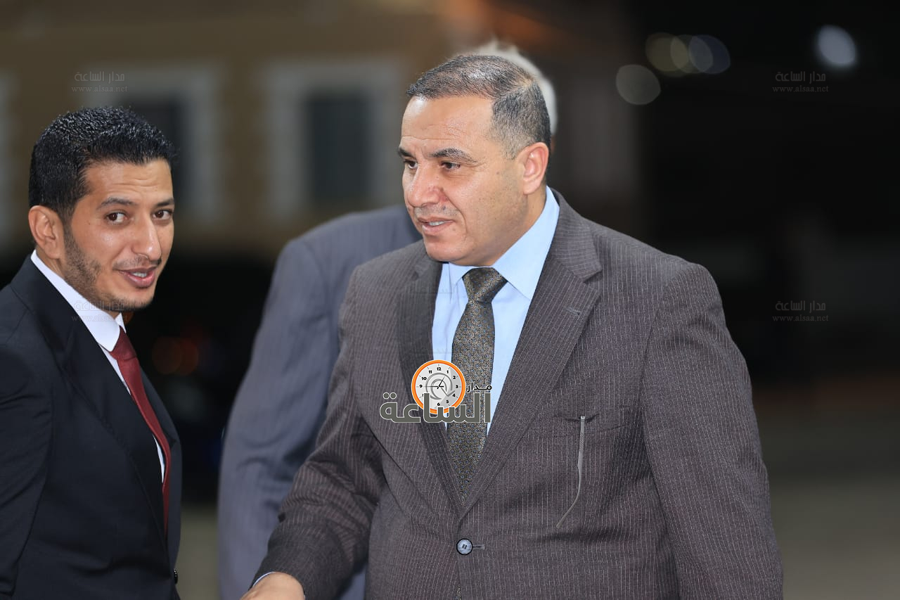 Madar Al-Saa Images 0.7736003546153235