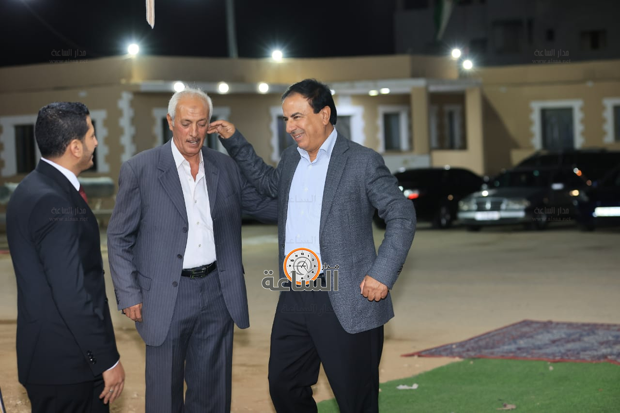 Madar Al-Saa Images 0.18447908409893532