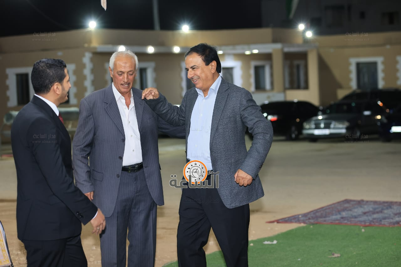 Madar Al-Saa Images 0.8905457438343024