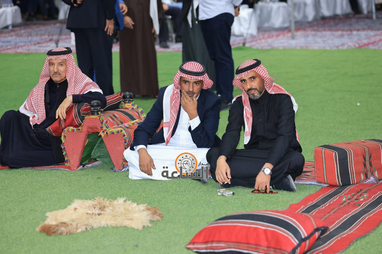 Madar Al-Saa Images 0.7556012045188981