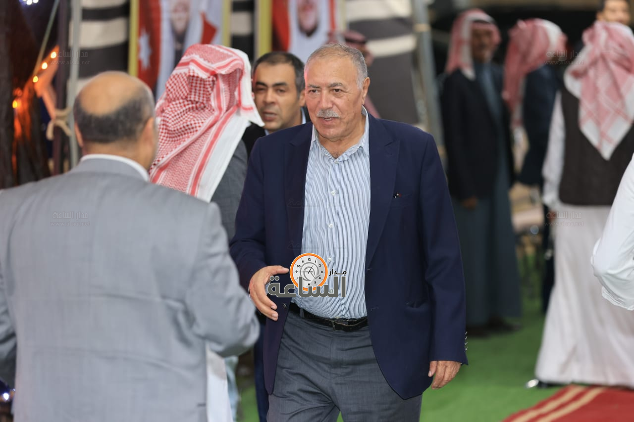 Madar Al-Saa Images 0.5600998268980373