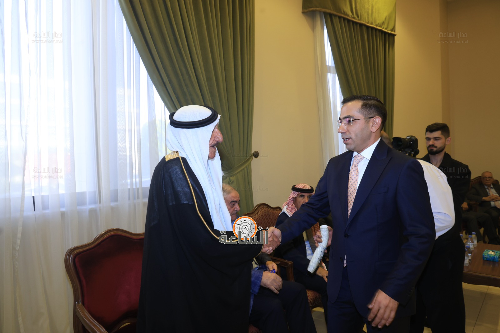 Madar Al-Saa Images 0.3605519748217818