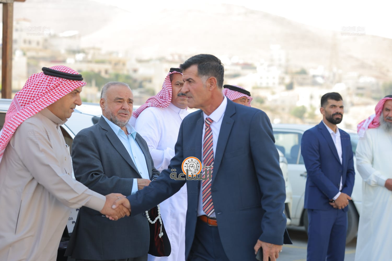 Madar Al-Saa Images 0.5974541872194443