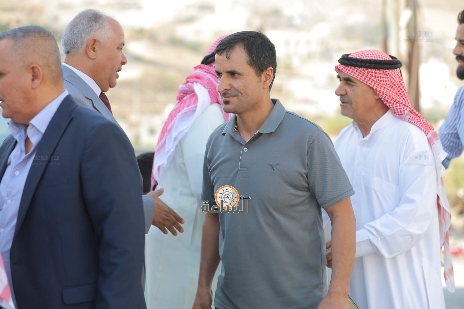 Madar Al-Saa Images 0.9985816735321211