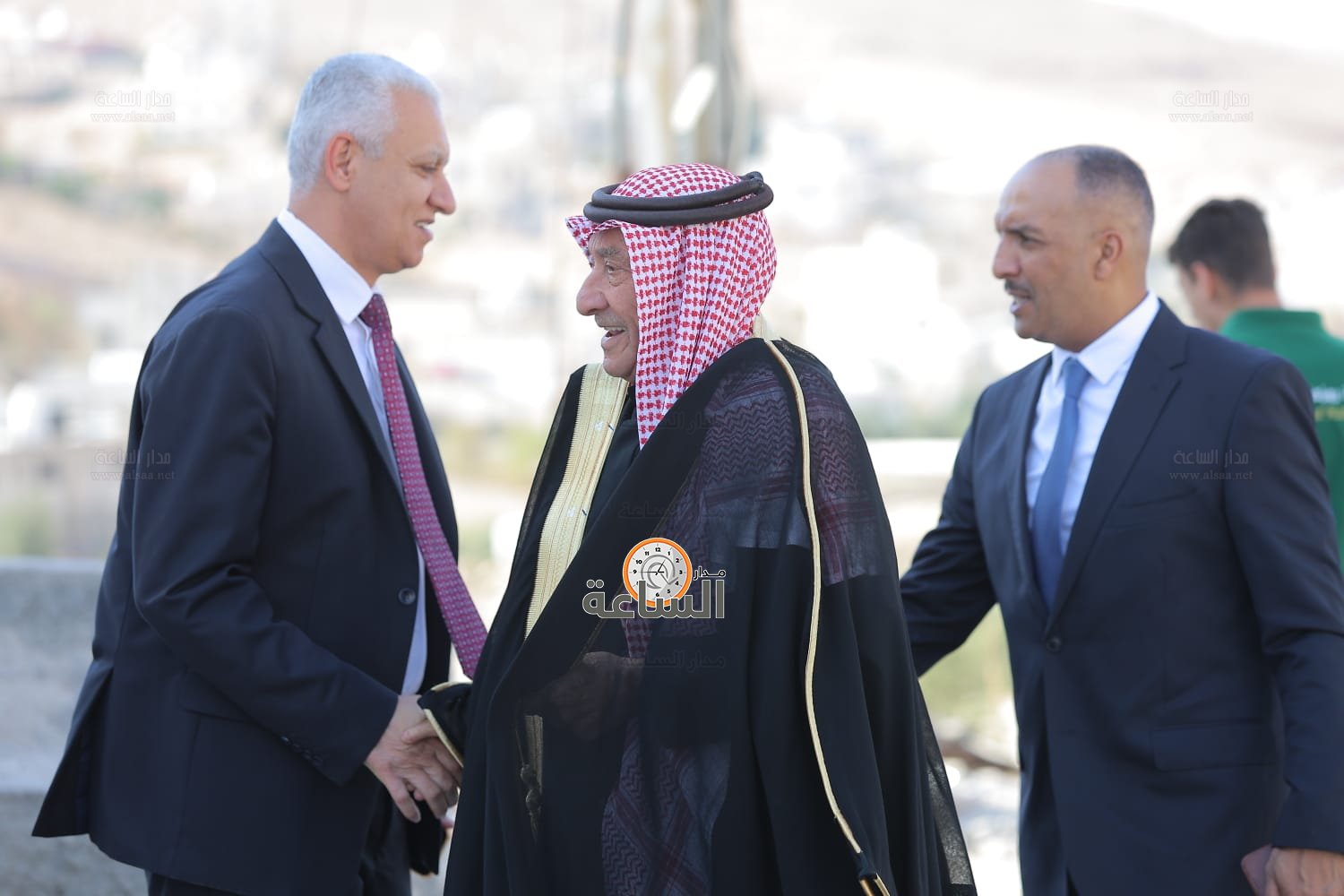 Madar Al-Saa Images 0.9257938601211796