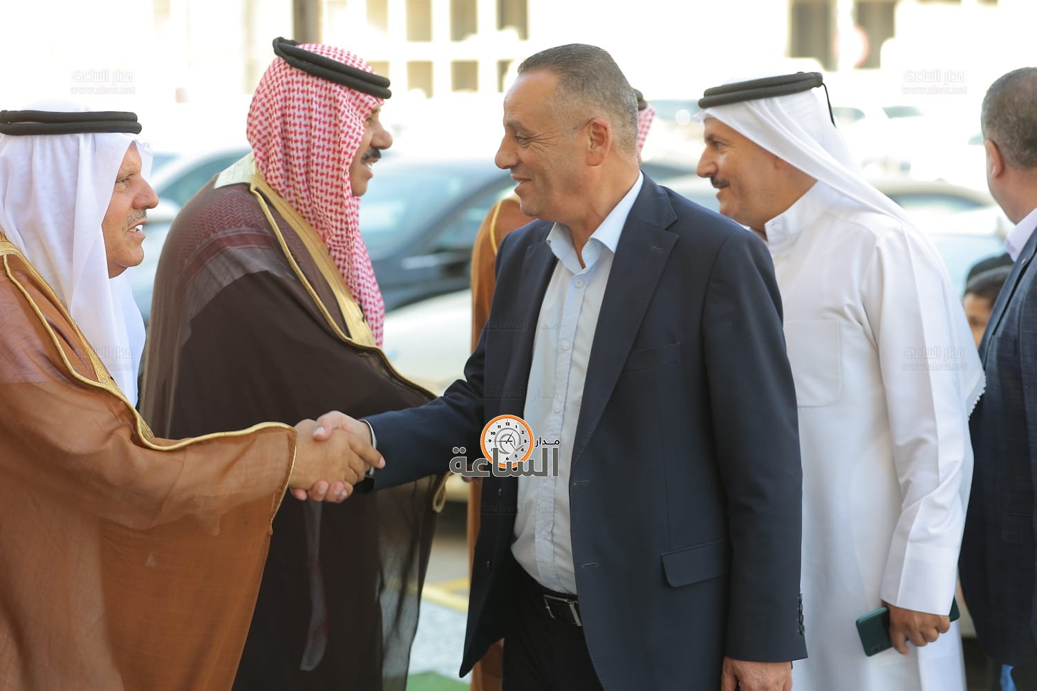 Madar Al-Saa Images 0.7362853393914738