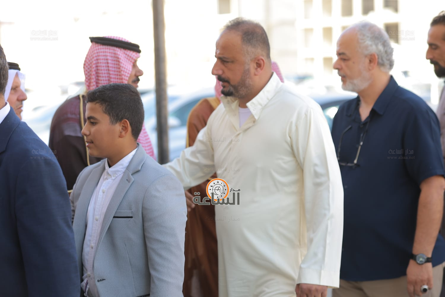 Madar Al-Saa Images 0.3321003026381213