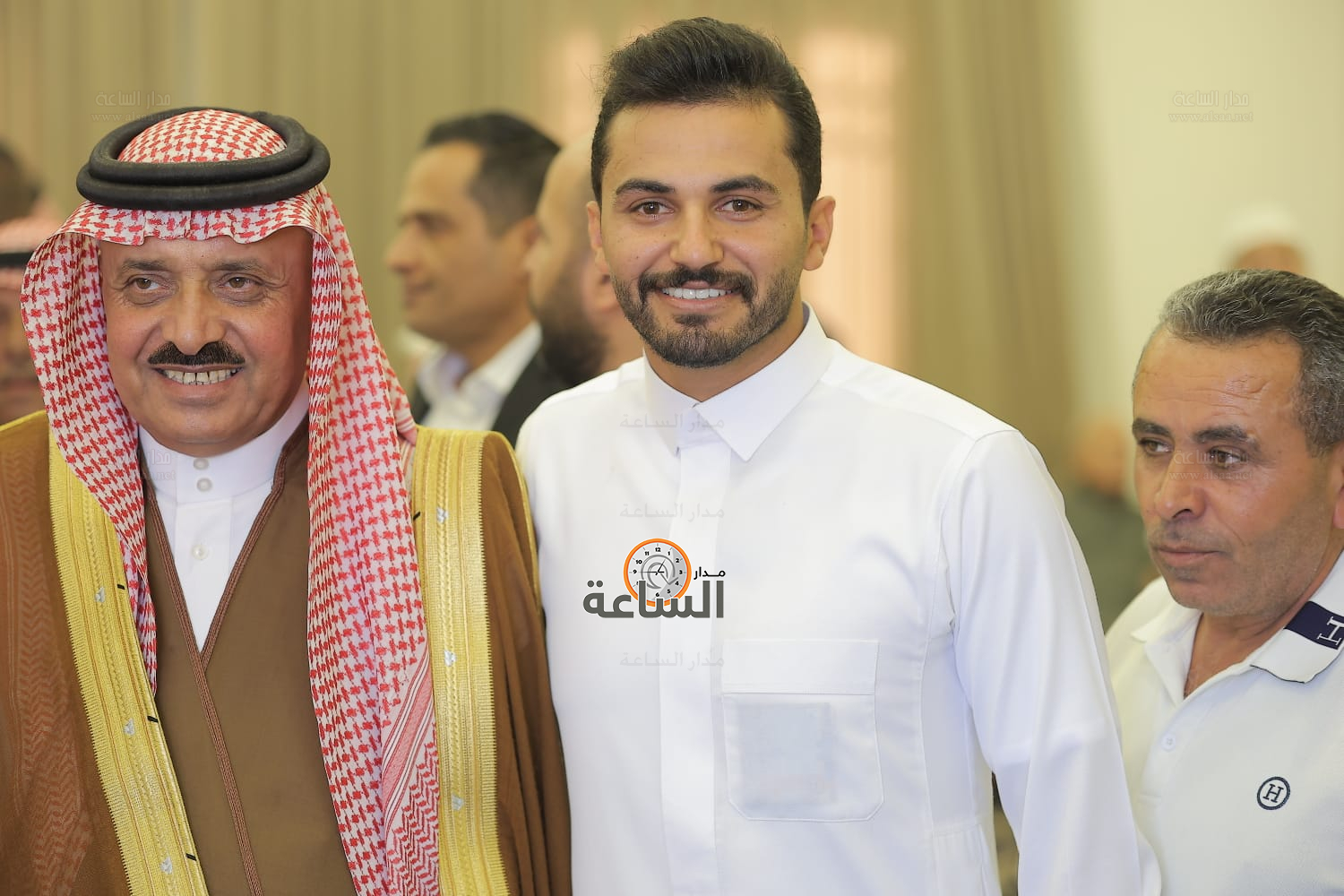 Madar Al-Saa Images 0.4243004389285384