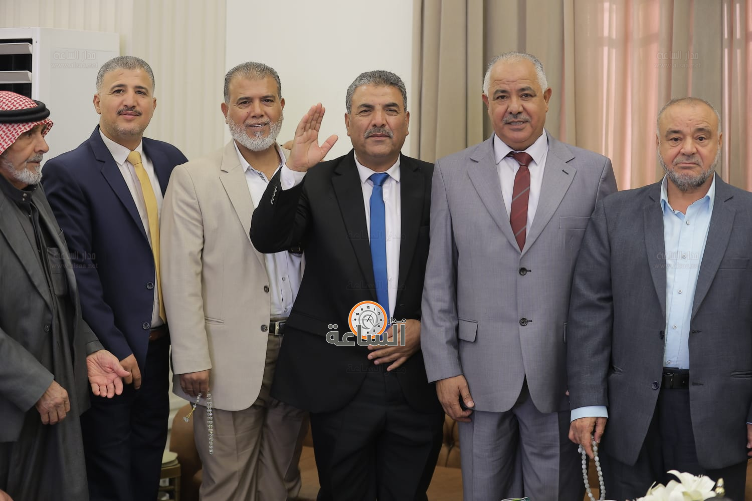 Madar Al-Saa Images 0.8413317919135718