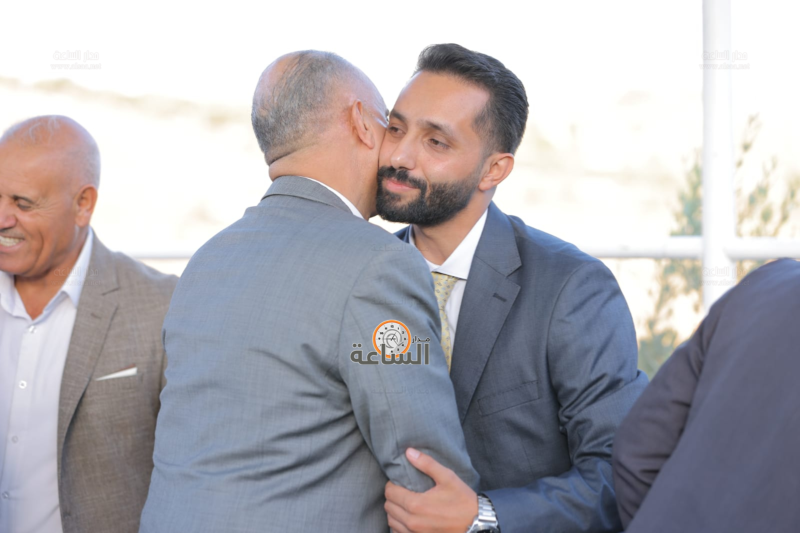 Madar Al-Saa Images 0.8958418969041709