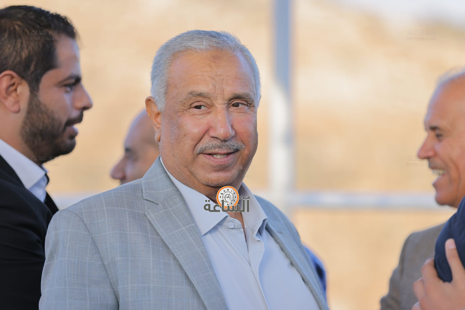 Madar Al-Saa Images 0.46302903582627863