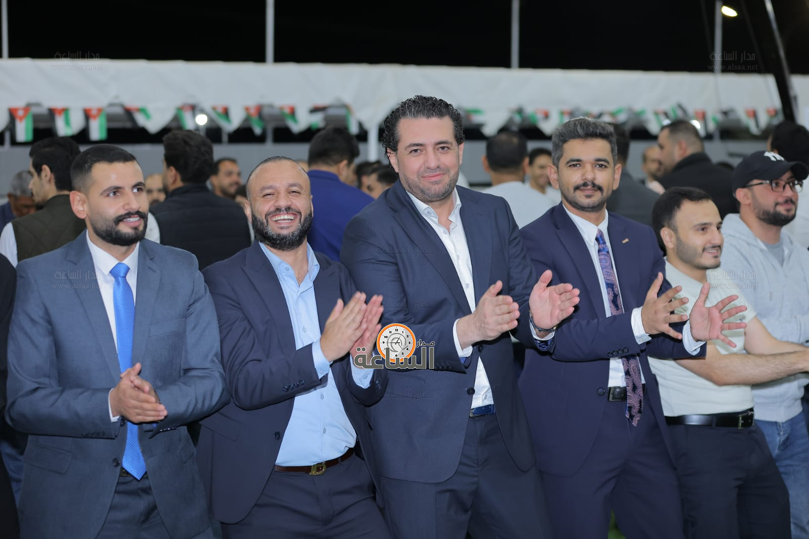 Madar Al-Saa Images 0.3766059619302756