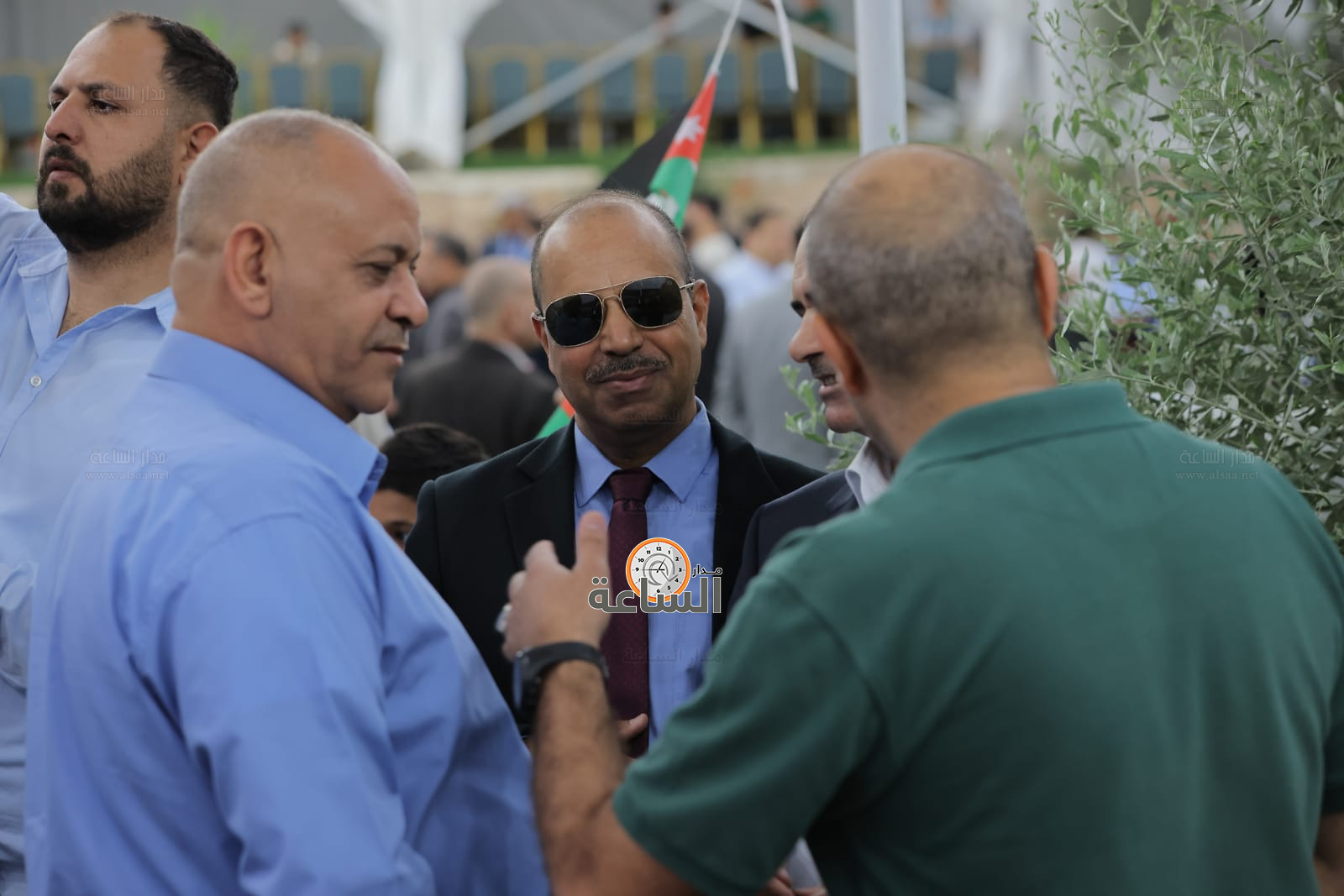 Madar Al-Saa Images 0.3687105577776917