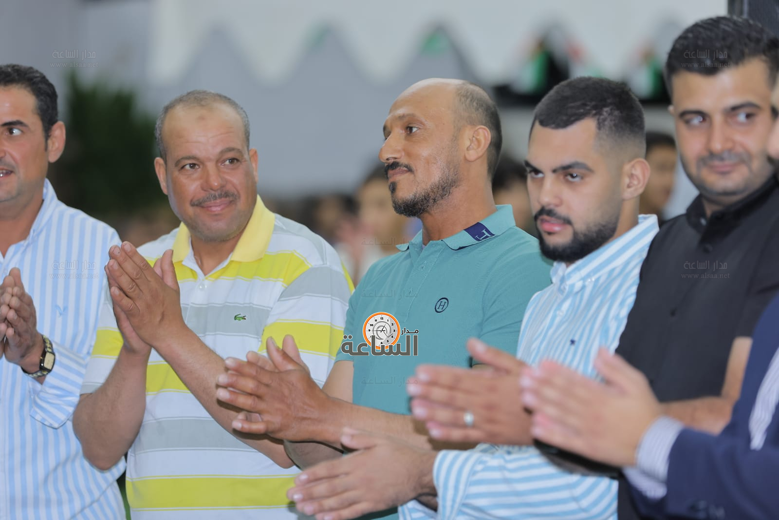 Madar Al-Saa Images 0.9899053175085758