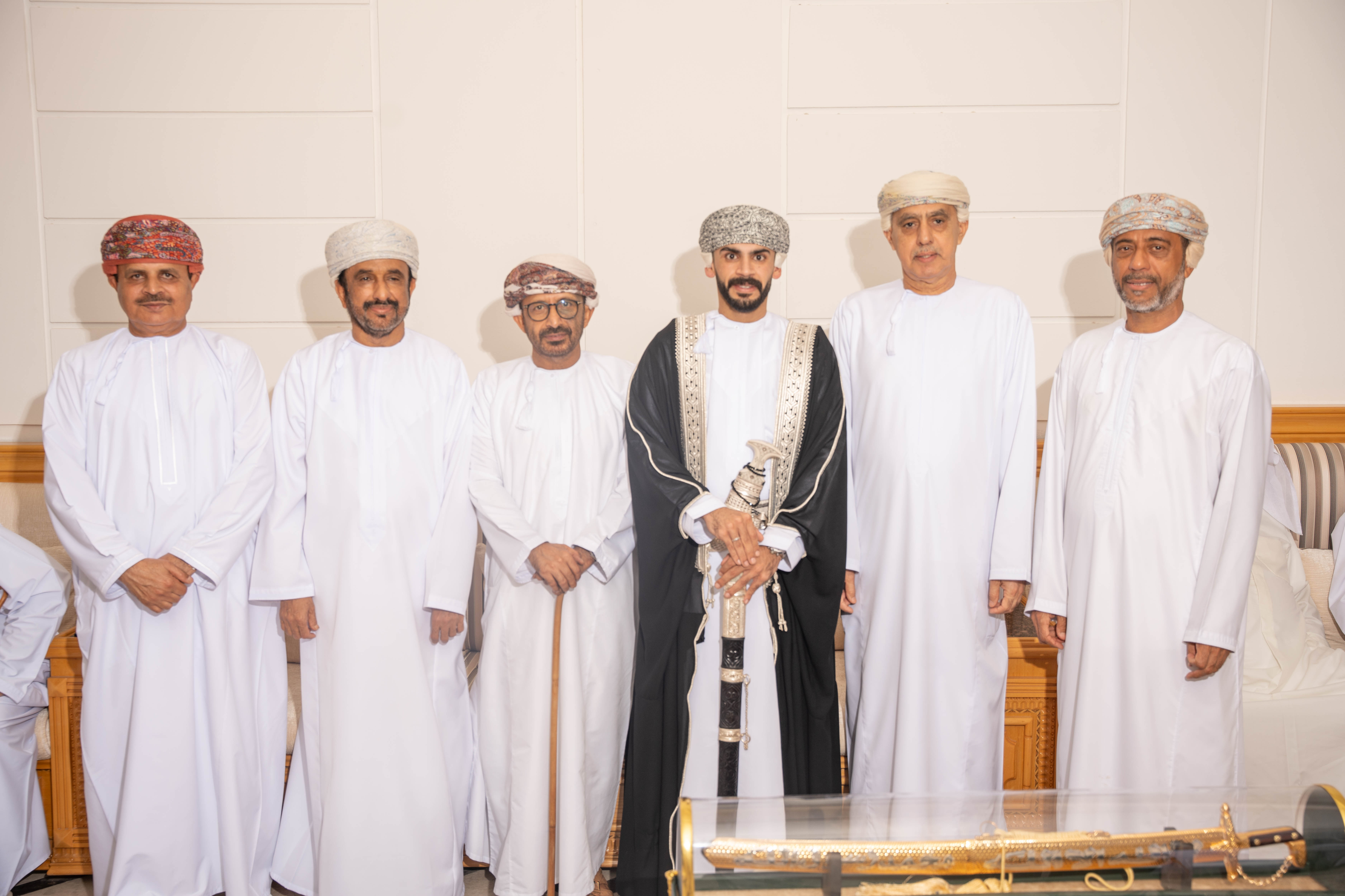 Madar Al-Saa Images 0.16916416316704597