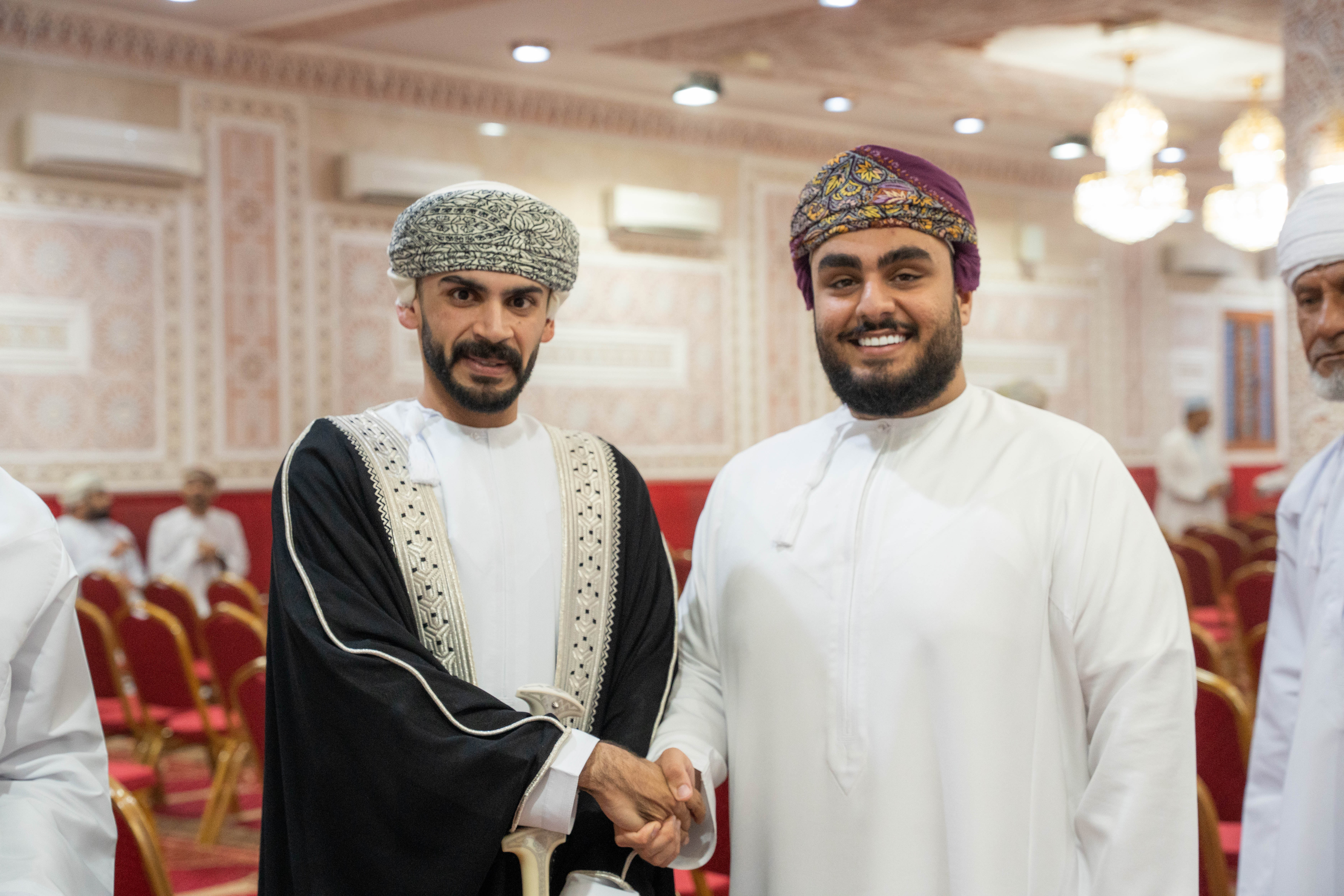 Madar Al-Saa Images 0.0799078167500592