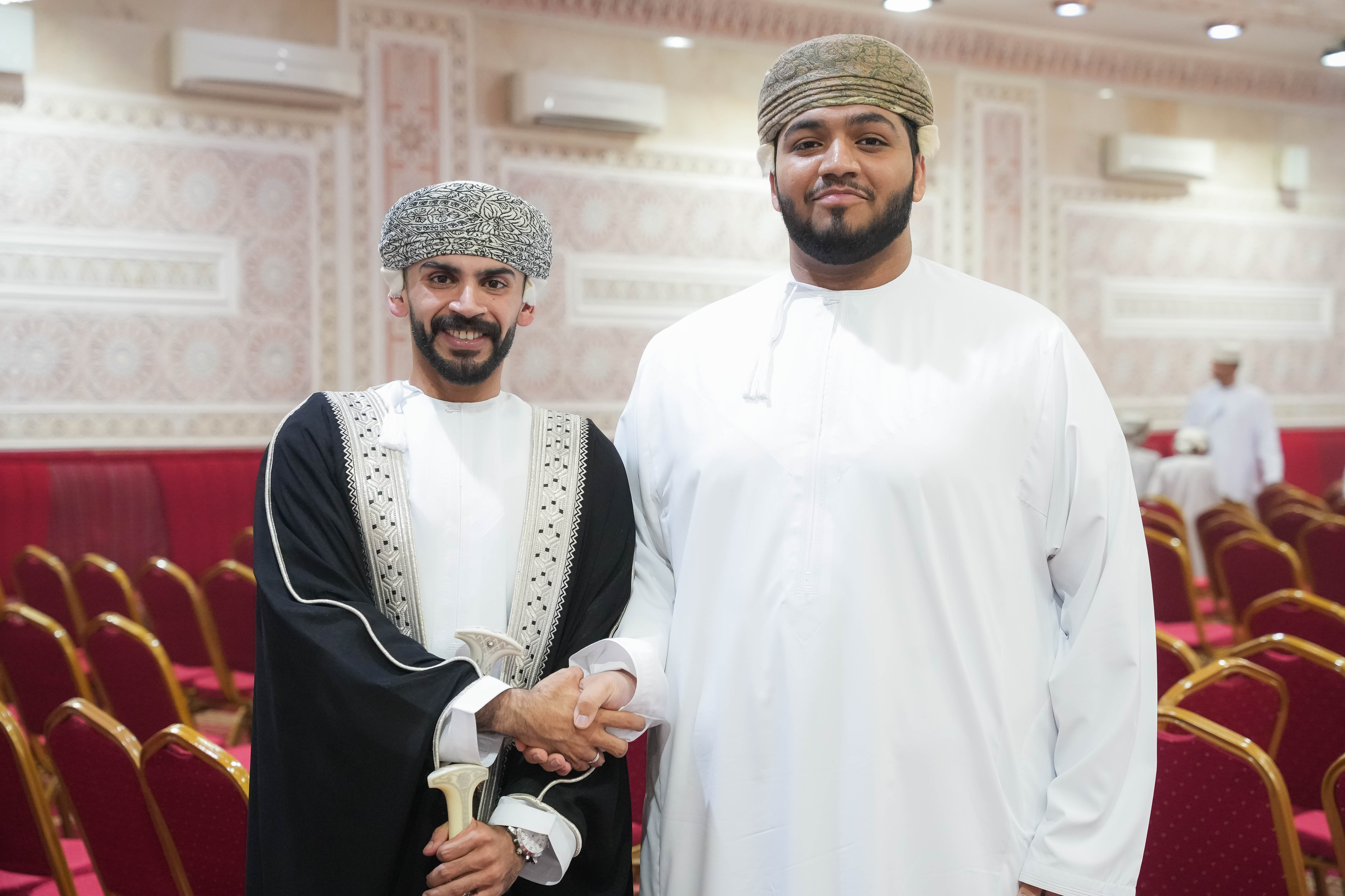 Madar Al-Saa Images 0.9591556655946937