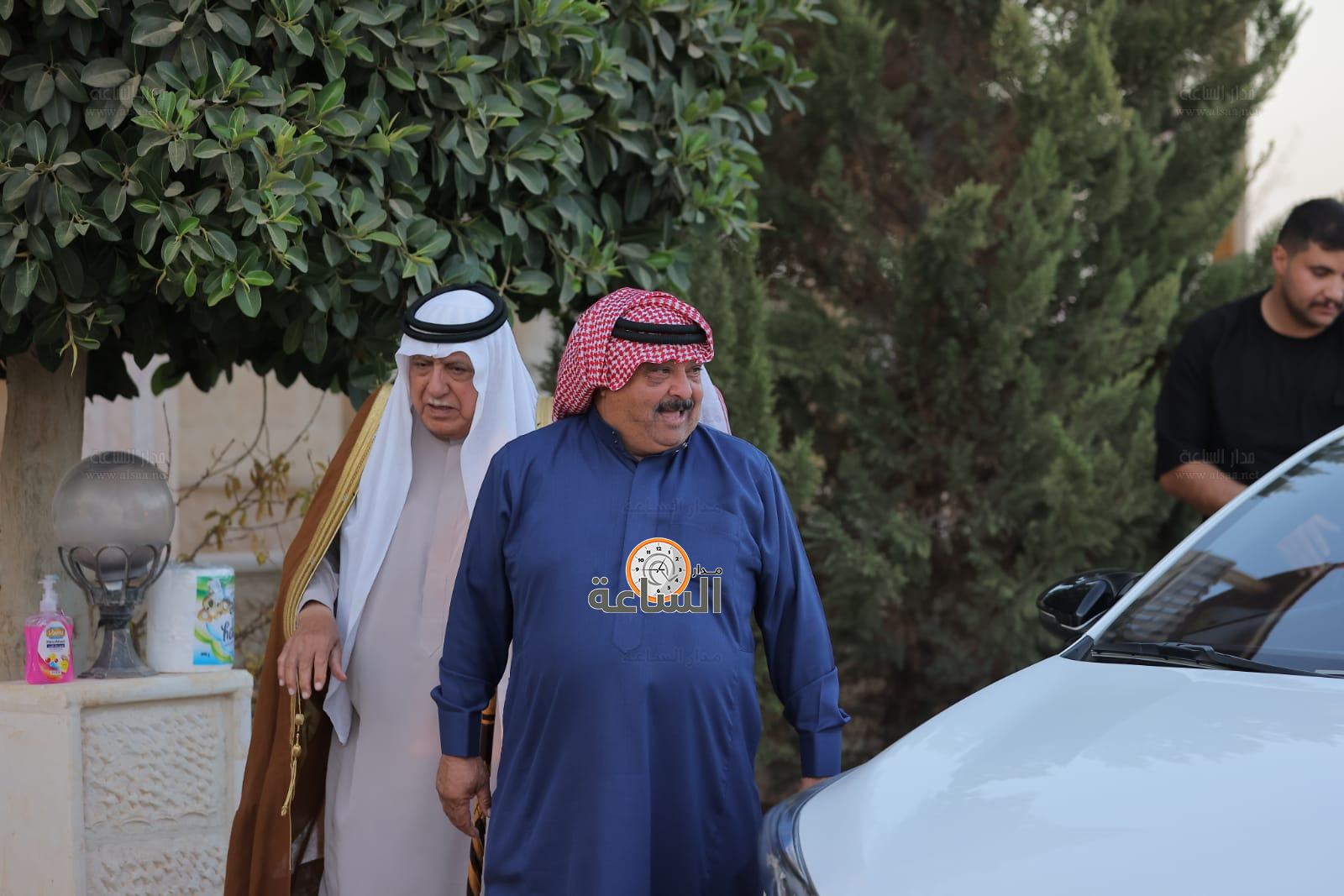 Madar Al-Saa Images 0.9987085778186462