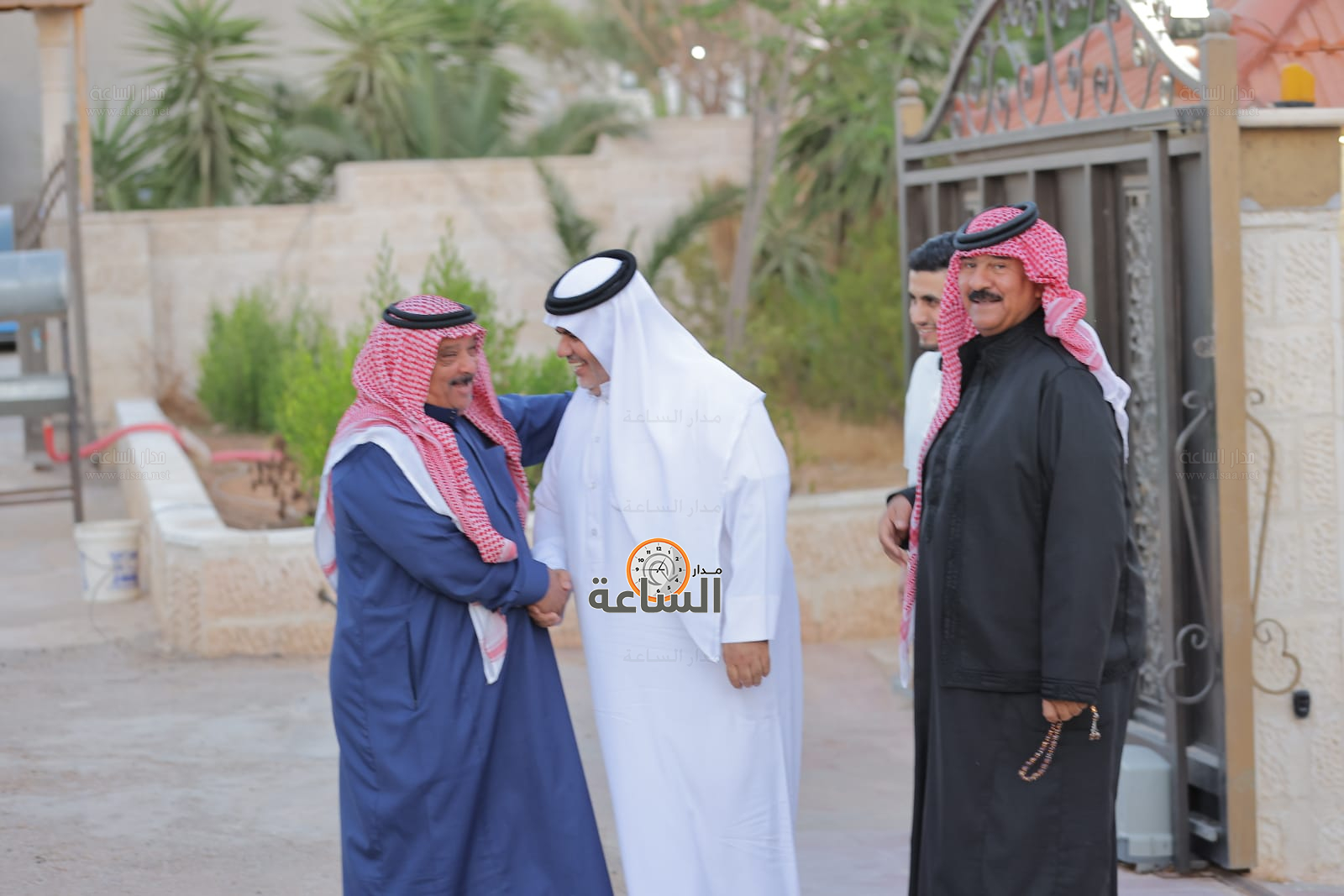 Madar Al-Saa Images 0.3206984875085849