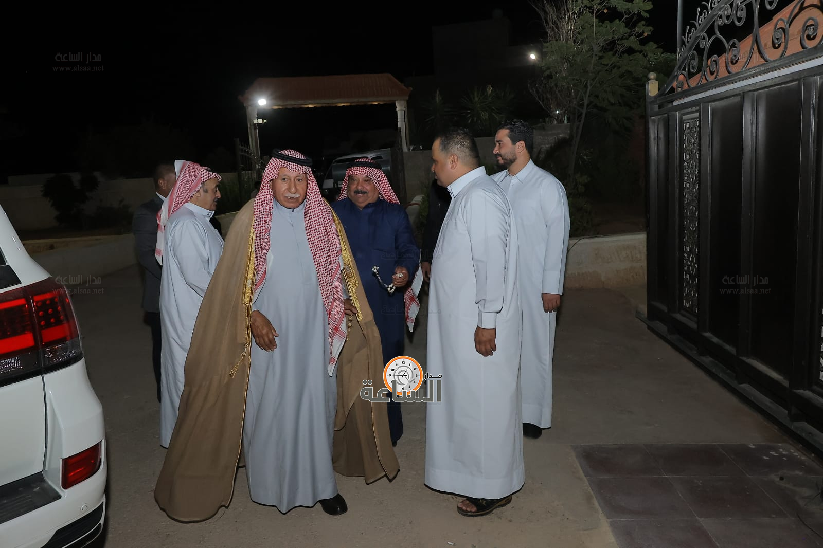 Madar Al-Saa Images 0.6401402177242311