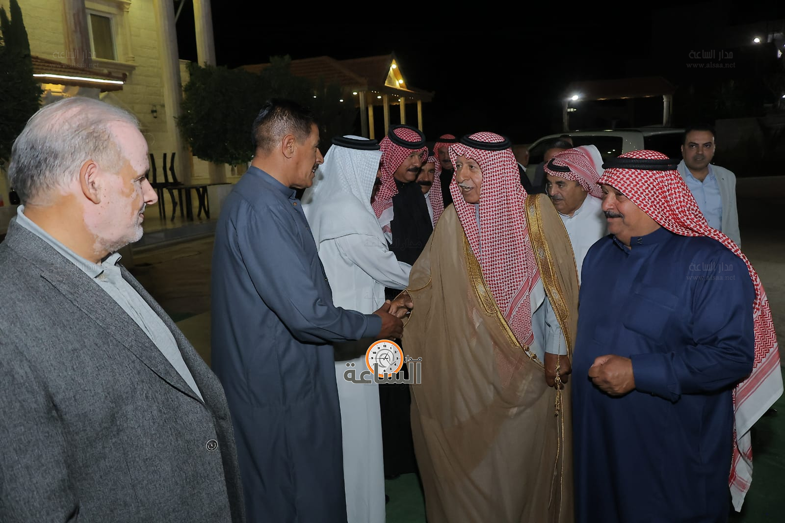 Madar Al-Saa Images 0.9904123821137862