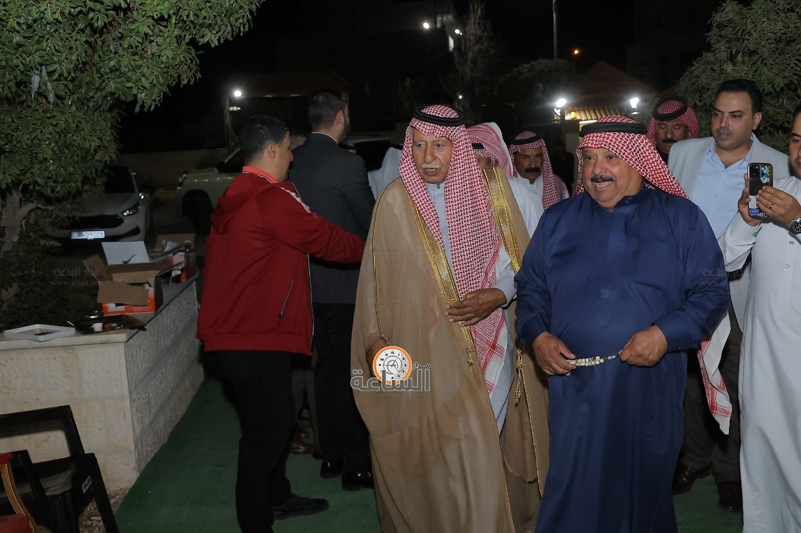 Madar Al-Saa Images 0.00026397503533537314