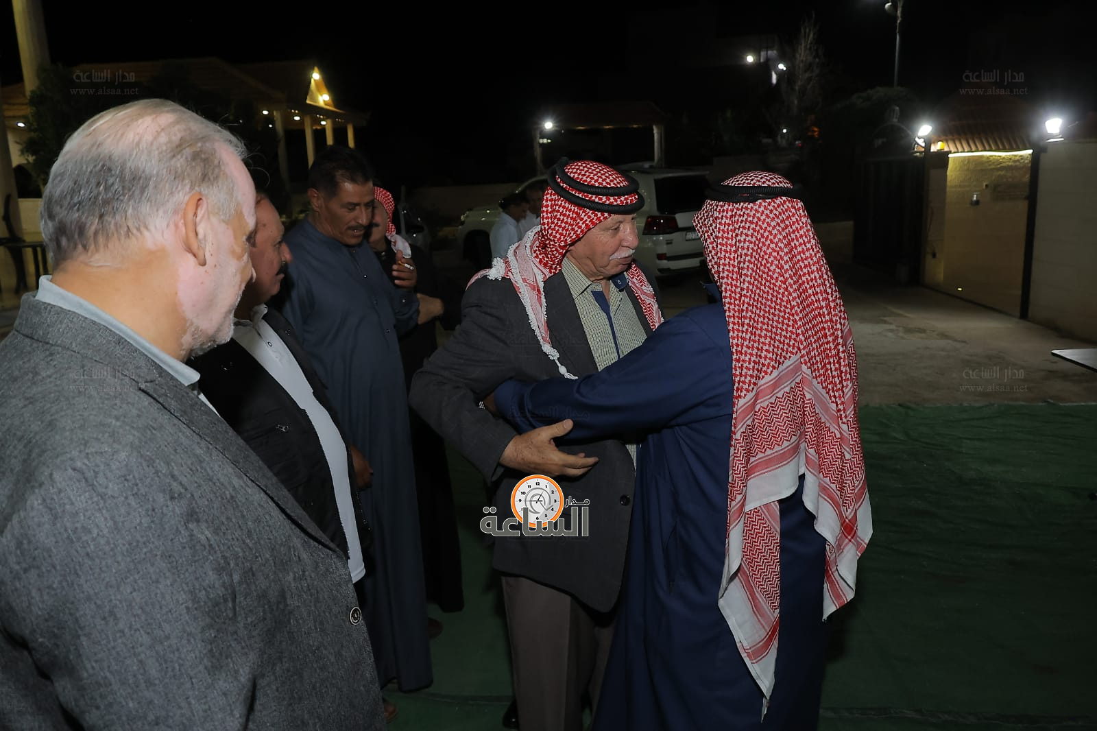 Madar Al-Saa Images 0.17924445084134866