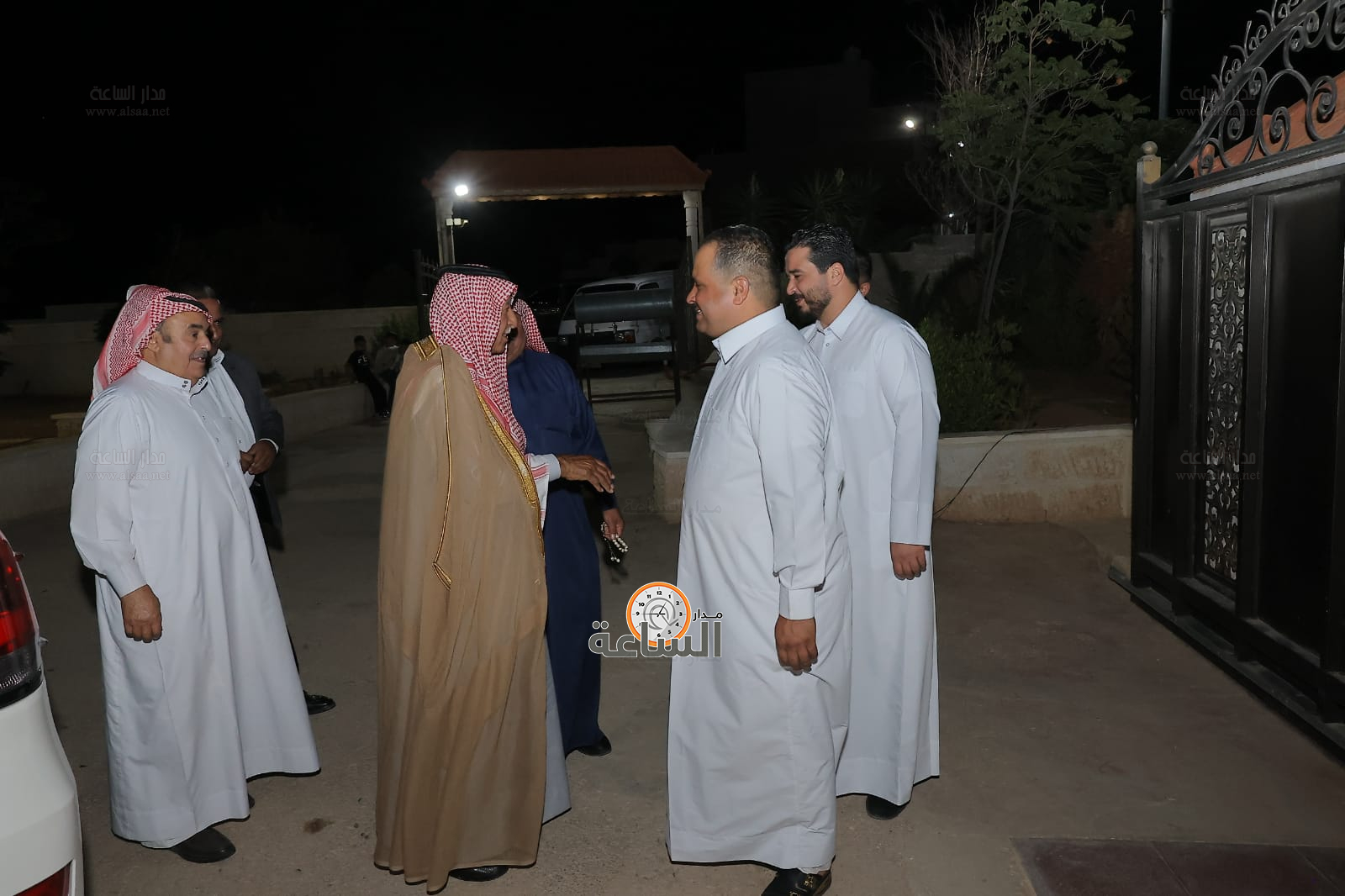 Madar Al-Saa Images 0.48212248879541797