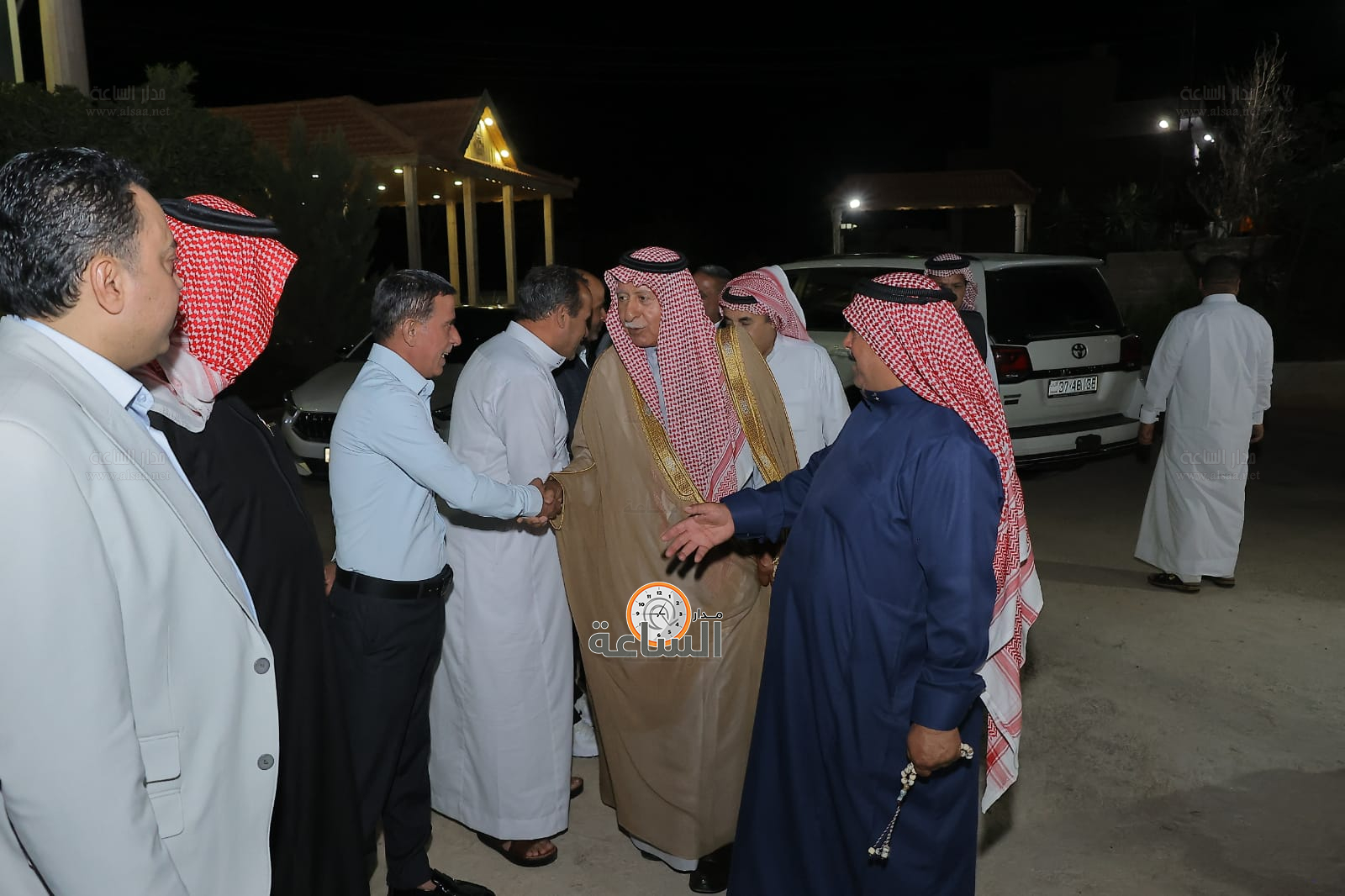 Madar Al-Saa Images 0.37810841694185005