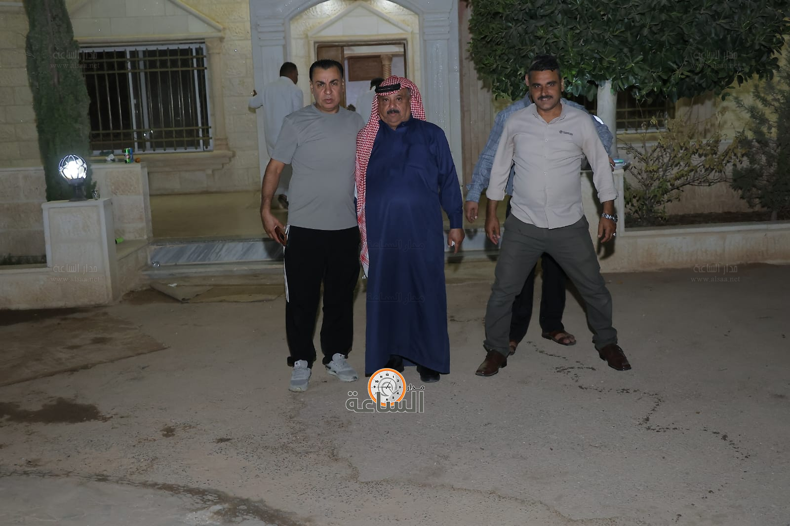 Madar Al-Saa Images 0.45340886082414145