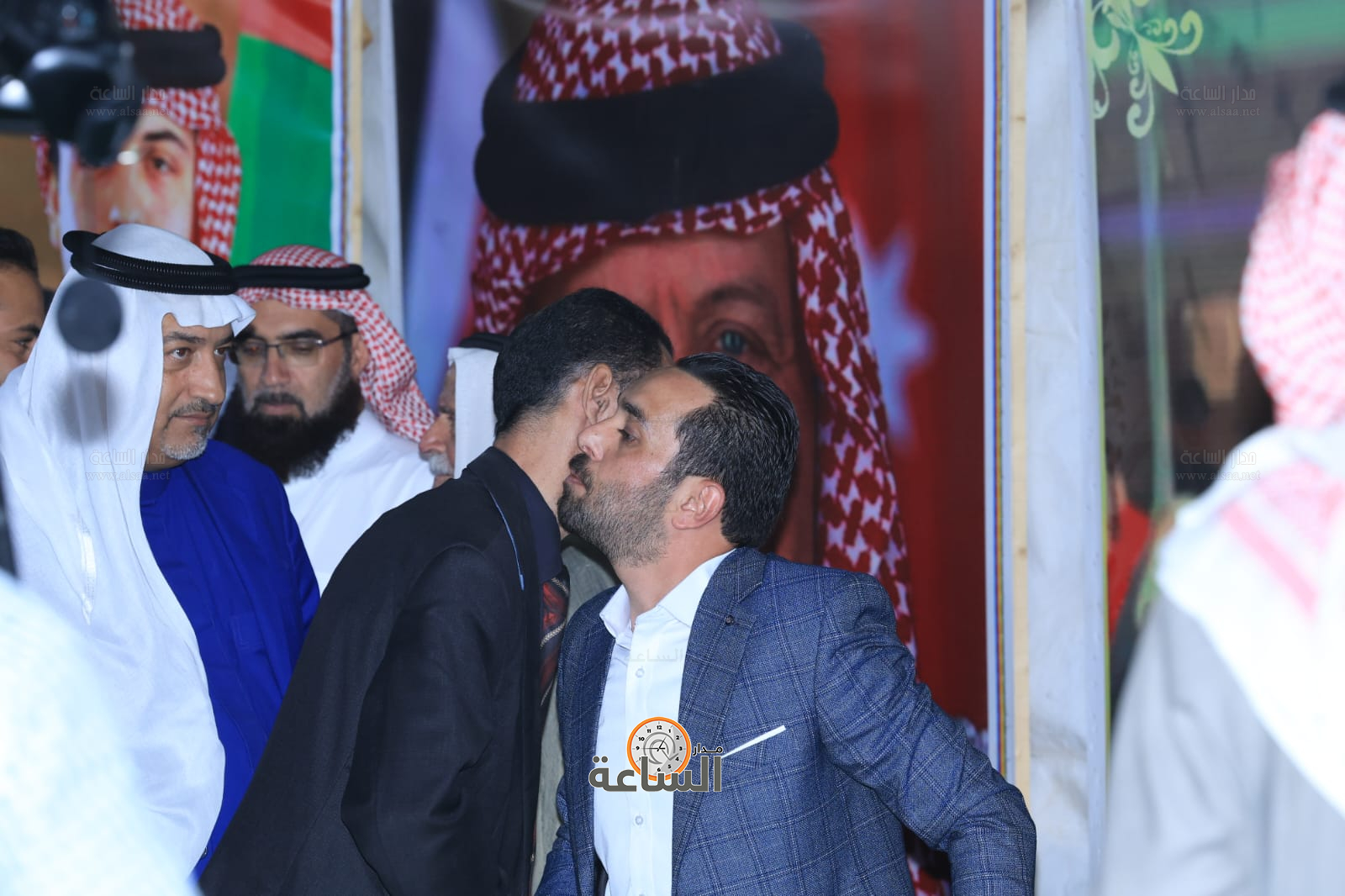 Madar Al-Saa Images 0.1832236372568593