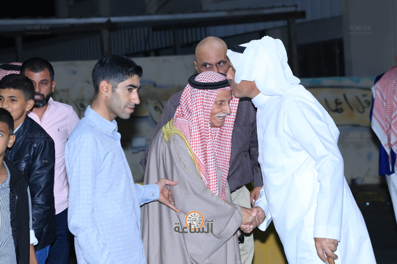 Madar Al-Saa Images 0.027235198595680465