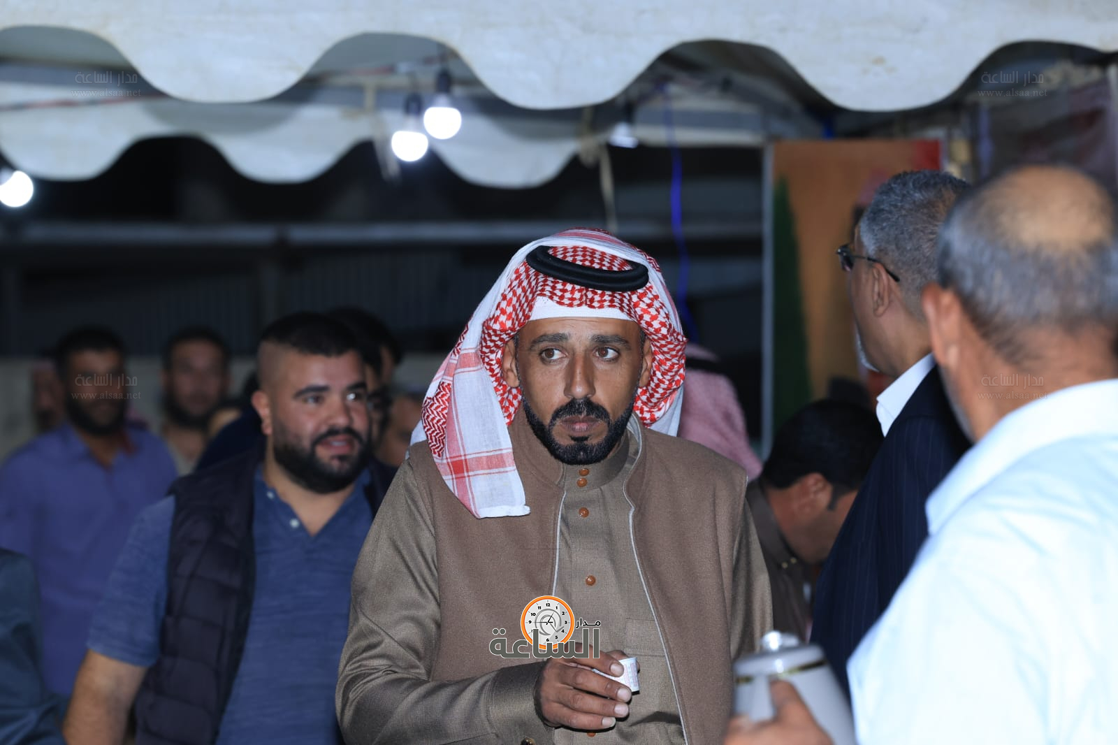 Madar Al-Saa Images 0.03265566836467504