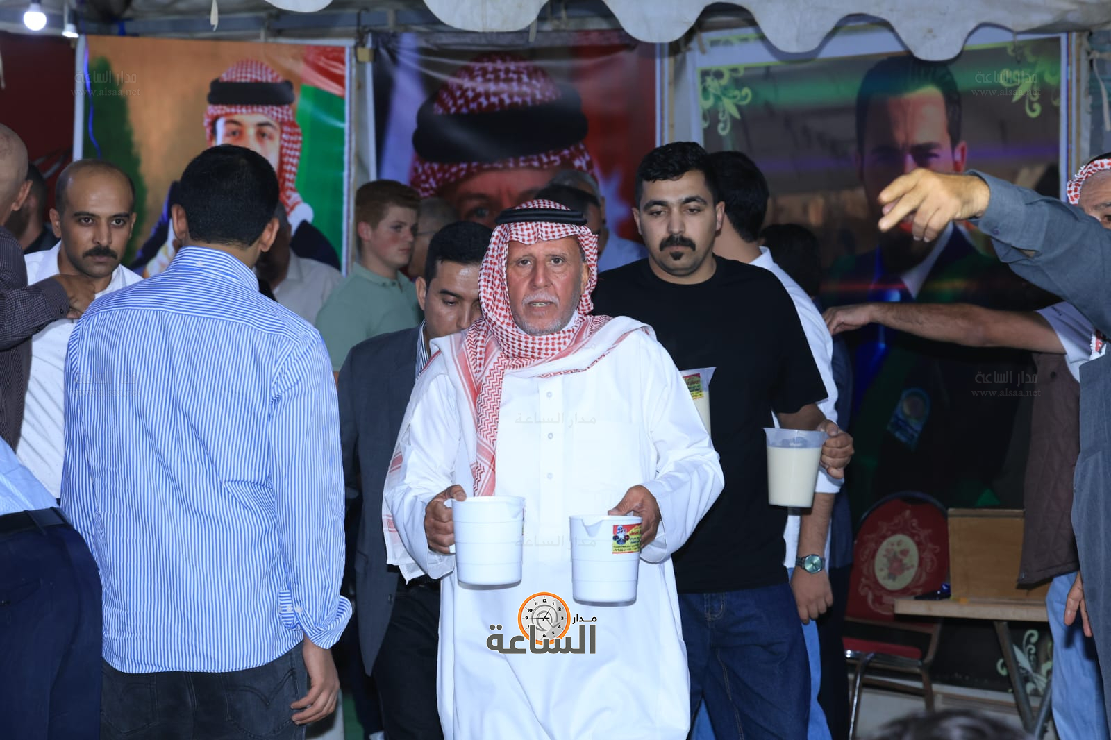 Madar Al-Saa Images 0.6214194000427142