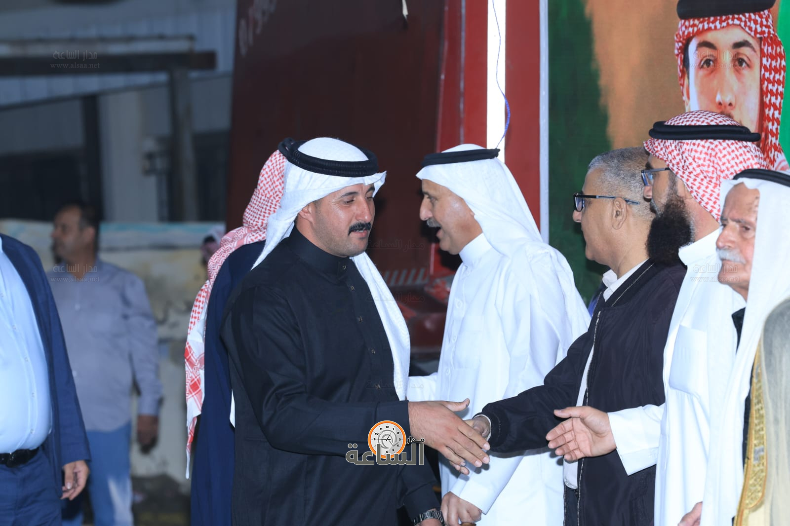 Madar Al-Saa Images 0.4846180715210866