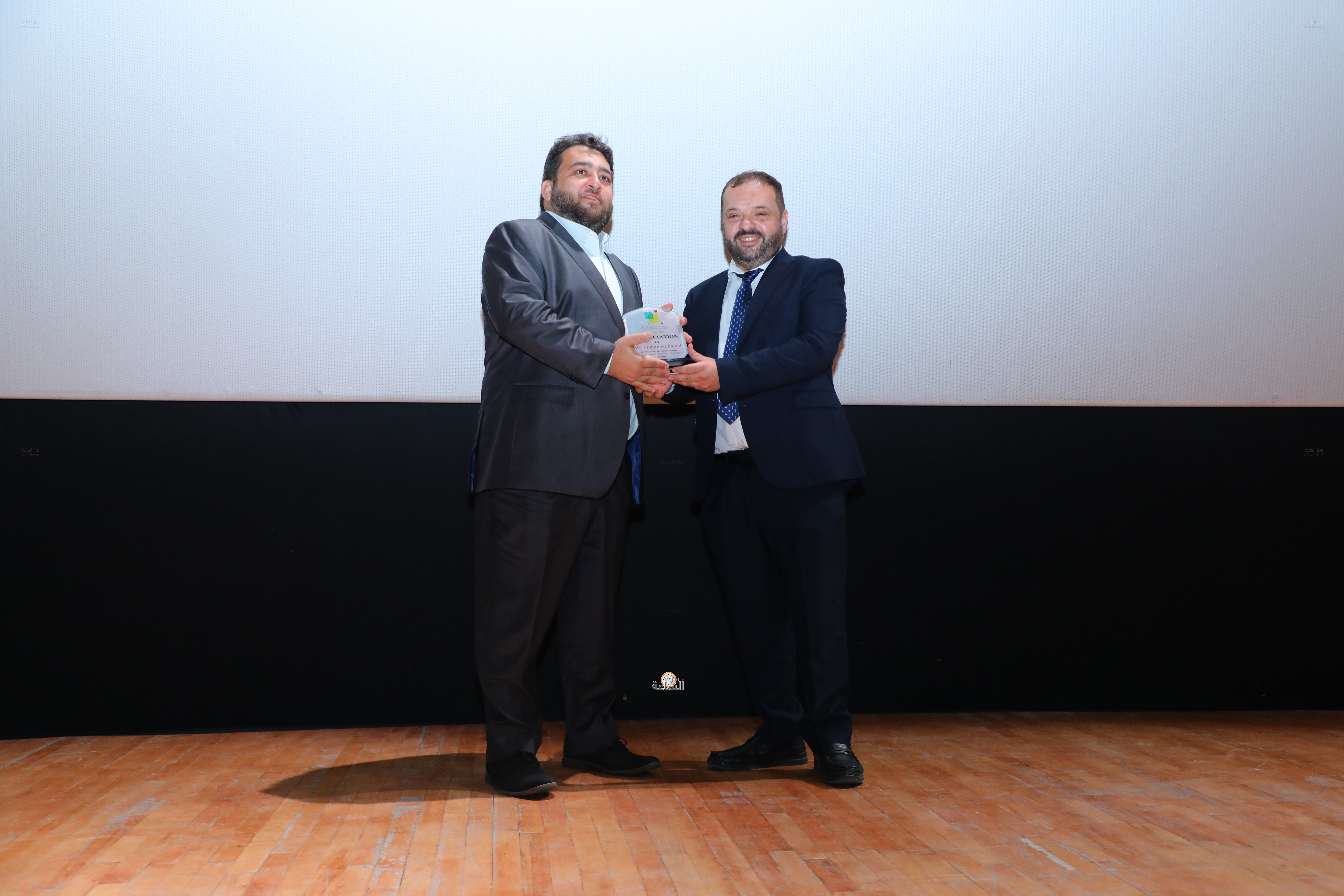 Madar Al-Saa Images 0.7040365191926085