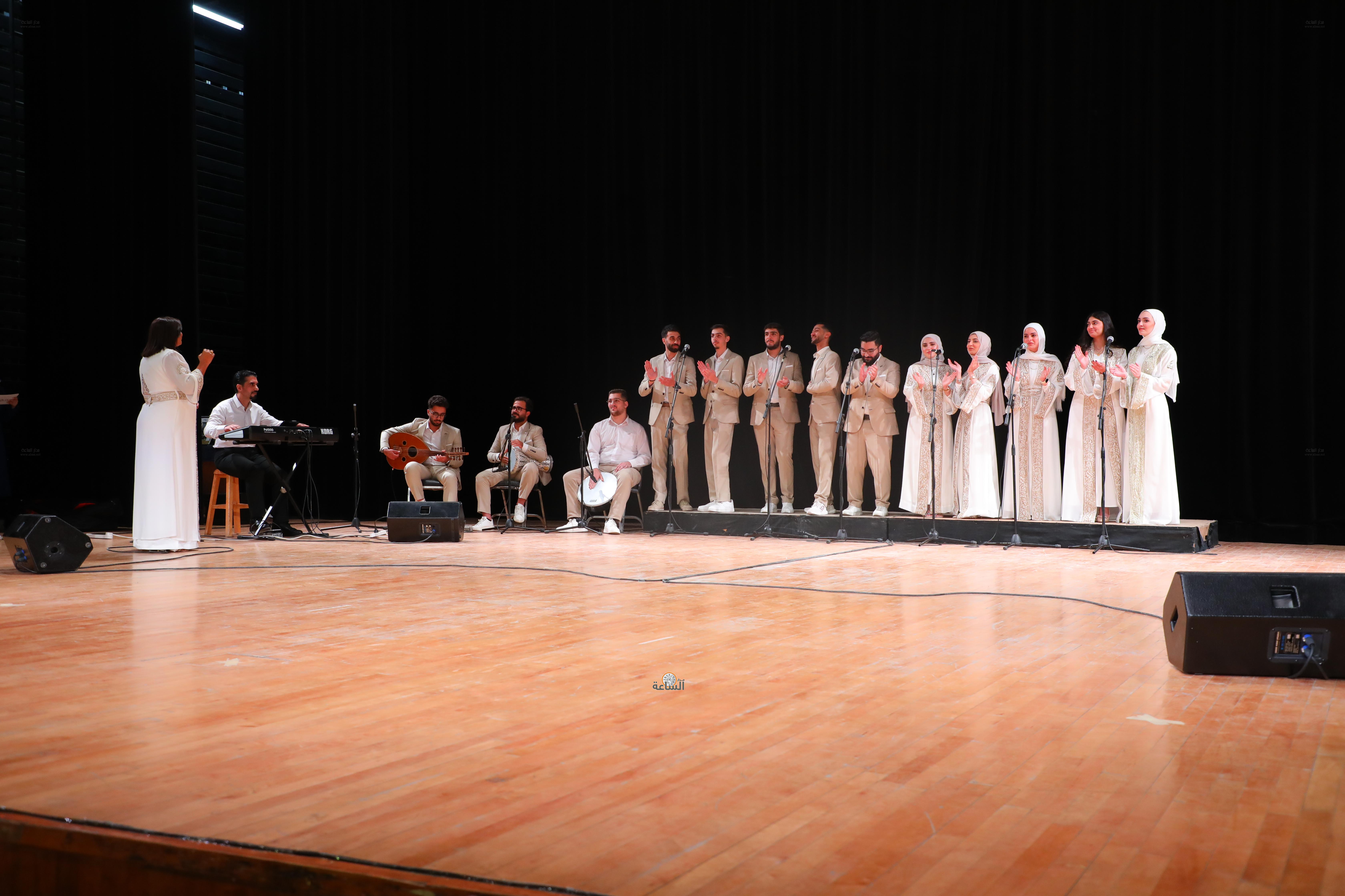 Madar Al-Saa Images 0.7428204526705454