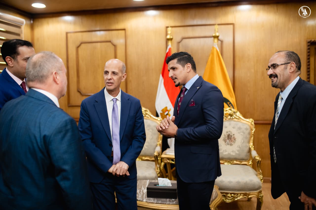 Madar Al-Saa Images 0.8730423897439916