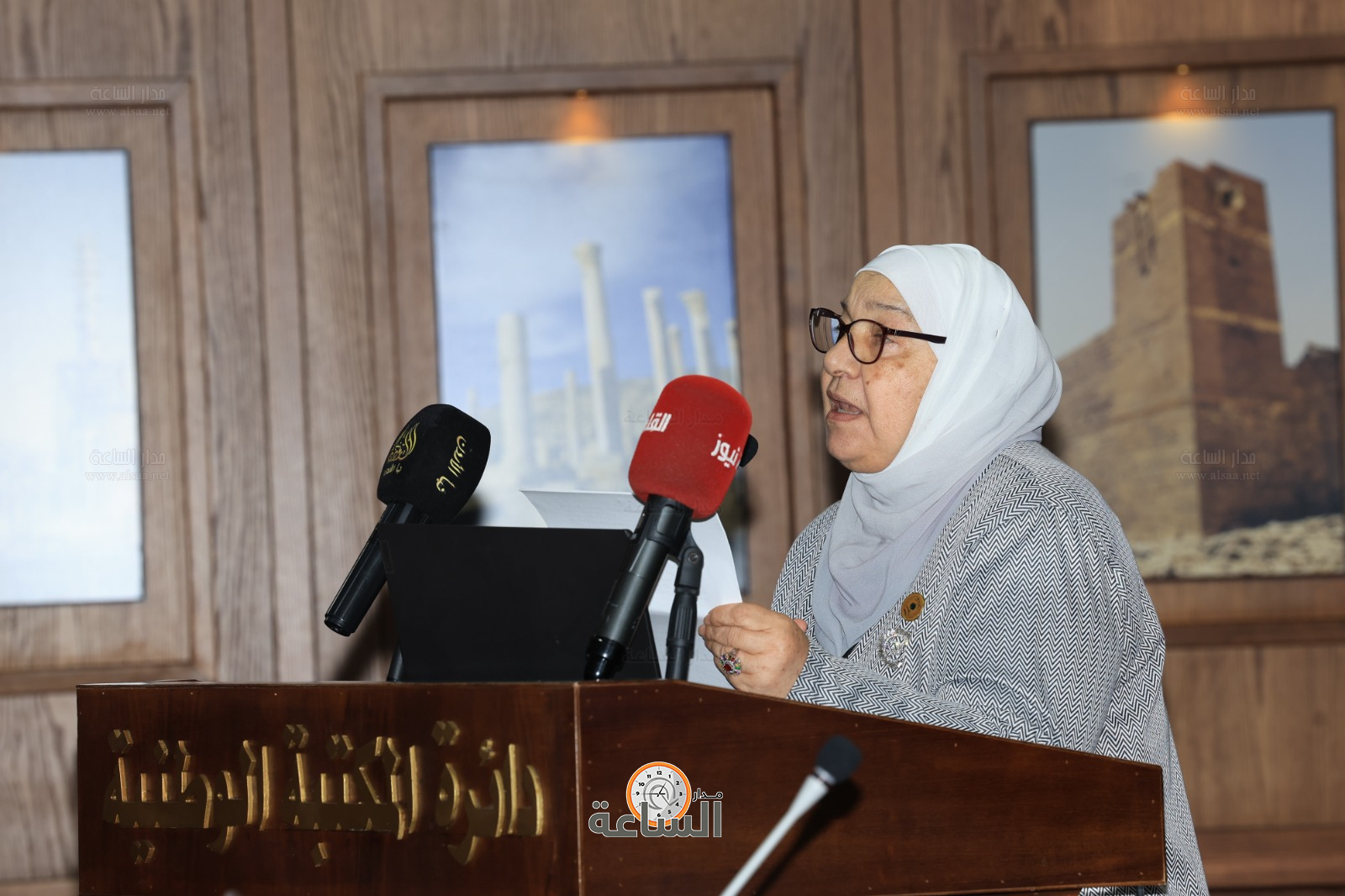 Madar Al-Saa Images 0.35370699808217565