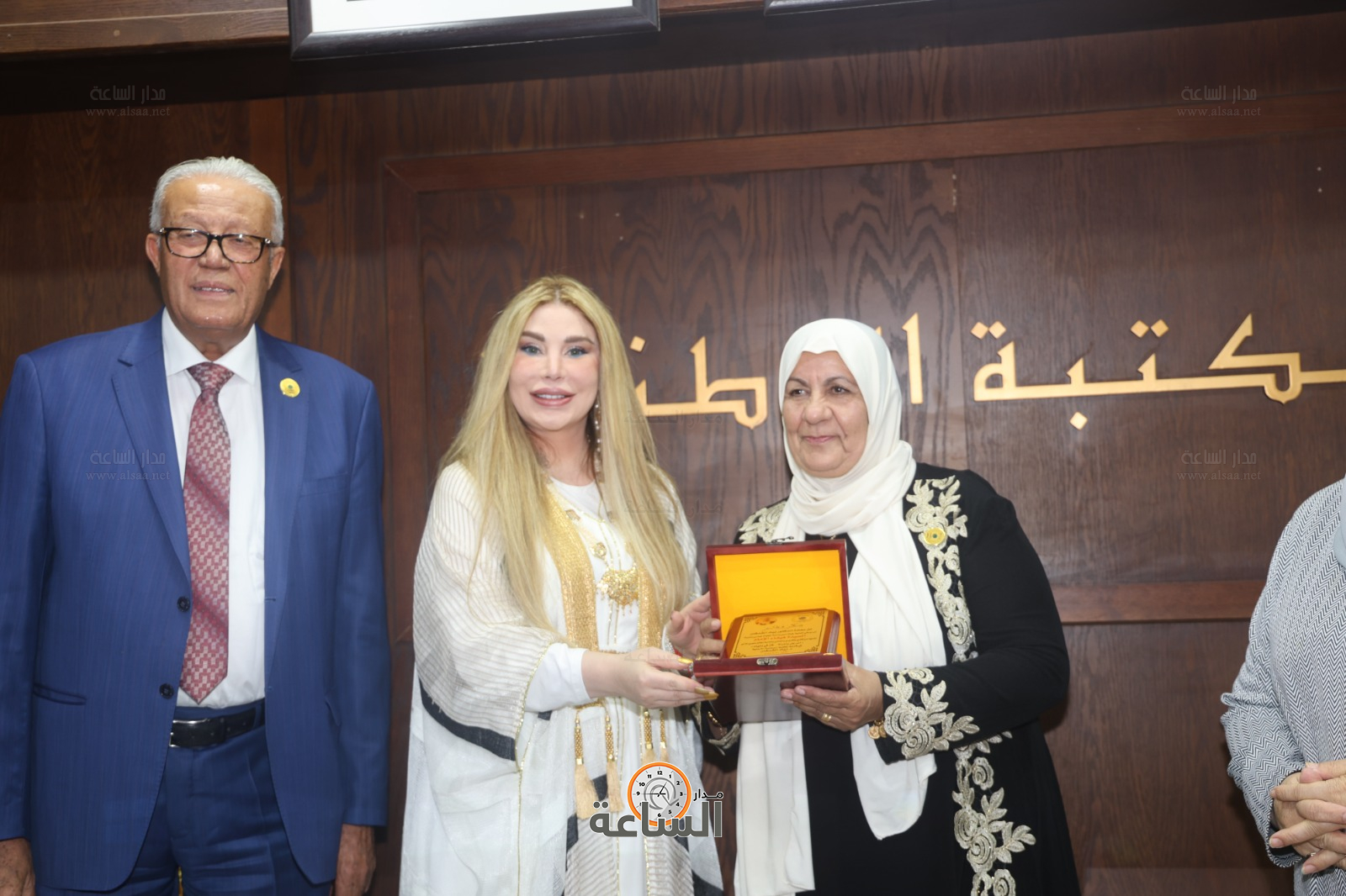 Madar Al-Saa Images 0.21848217553562987