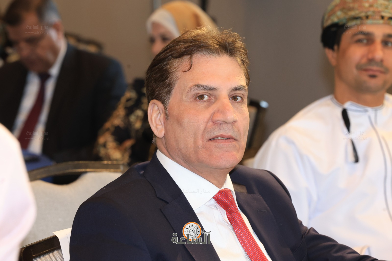 Madar Al-Saa Images 0.701986975684814