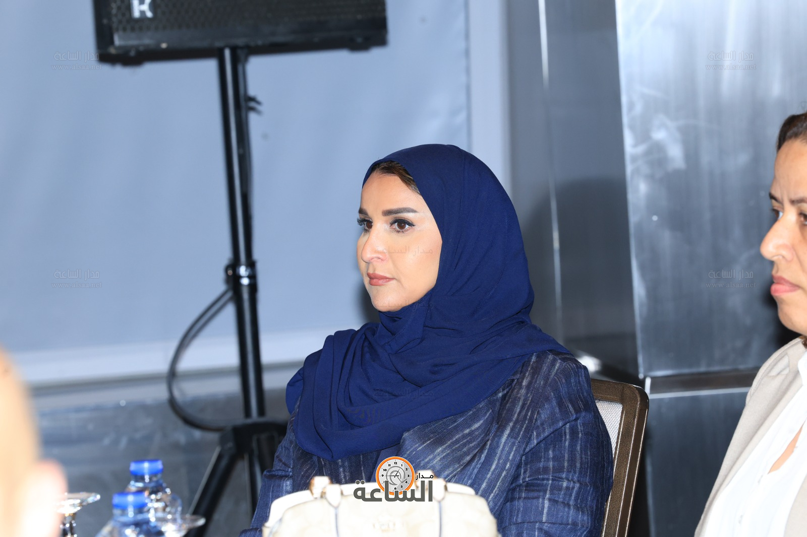 Madar Al-Saa Images 0.09212627125662387