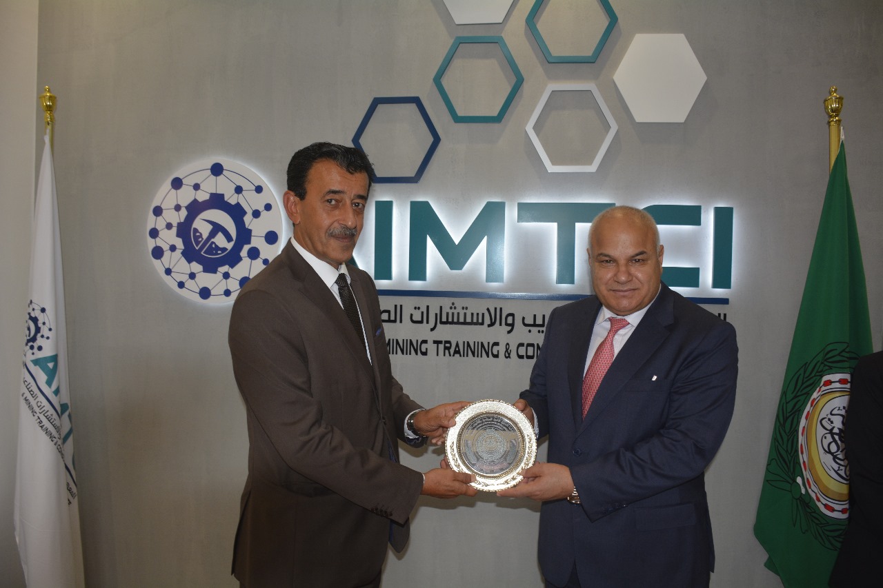 Madar Al-Saa Images 0.18031866656299622