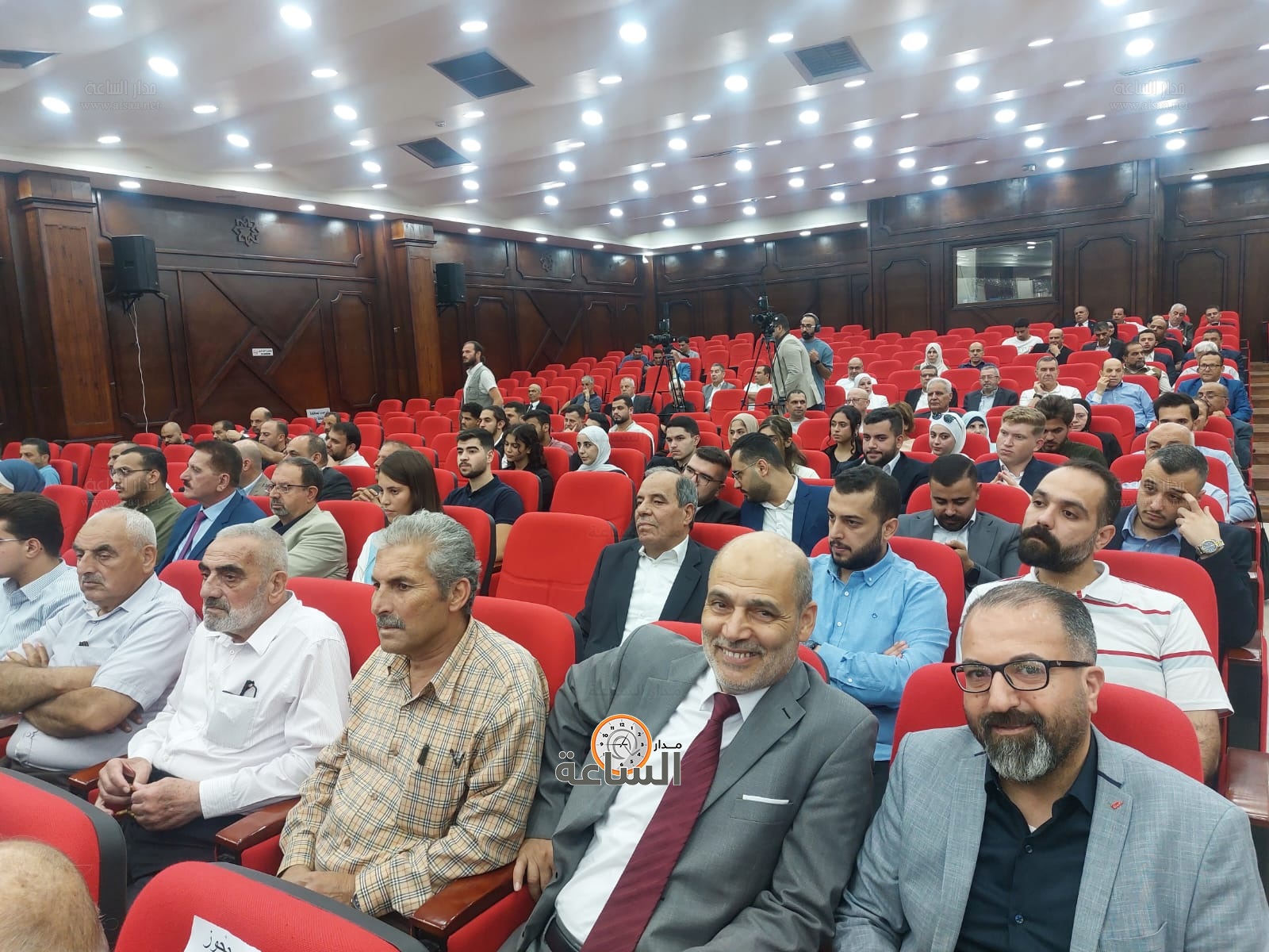 Madar Al-Saa Images 0.9529869655881779