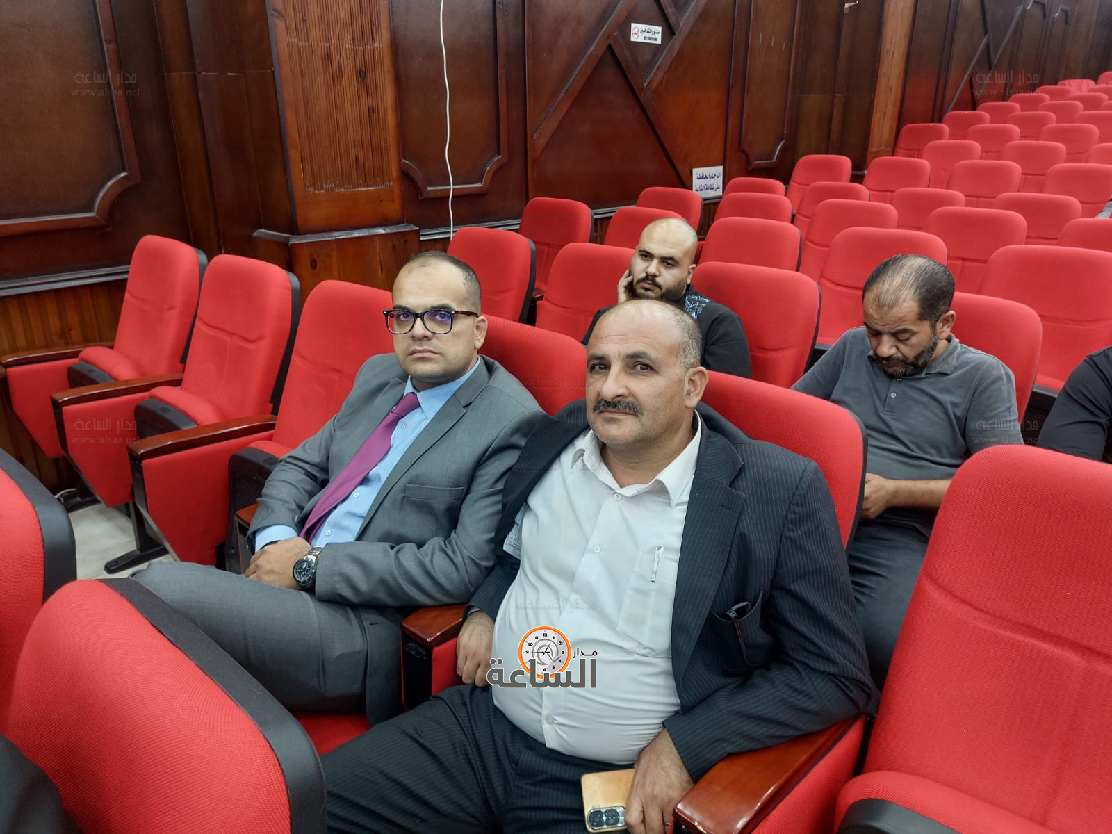 Madar Al-Saa Images 0.2936459637606349